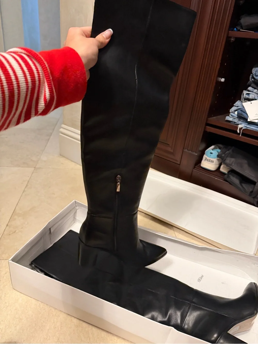 SCHUTZ brand new